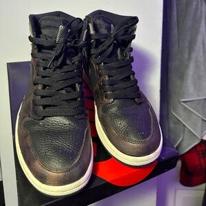 “Patina” air Jordan 1 high size 8.5